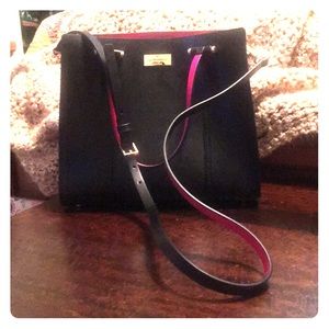 Kate spade black and pink hand bag